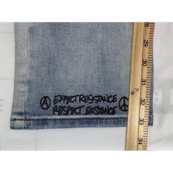 Ninth Hall Rogue Men's Skinny Jeans Graphic Print Lt Wash Sz 38x34 Gothic grunge - Picture 7 of 9